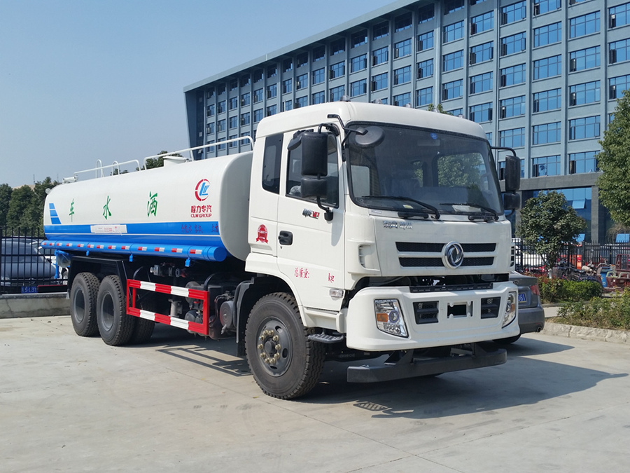 20-22噸新款御龍后8輪東風(fēng)灑水車