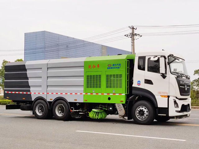 東風(fēng)天龍國(guó)六后雙橋洗掃車(chē)圖片2