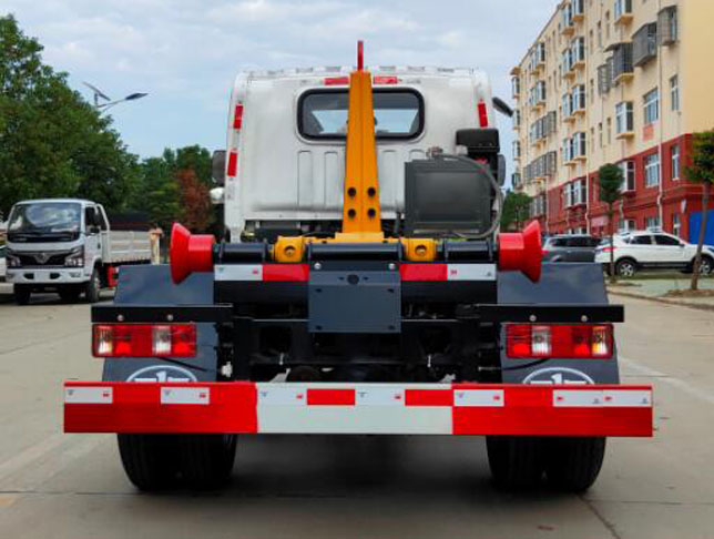 解放國(guó)六車(chē)廂可卸式垃圾車(chē)圖片2