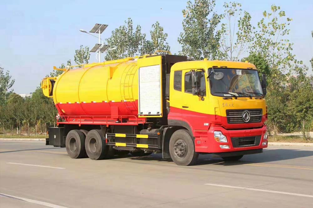 東風(fēng)天龍后八輪國六清洗吸污車帶副發(fā)動機
