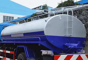 <a href=http://www.first-expo.cn/xifenche/ target=_blank class=infotextkey>吸糞車(chē)</a>