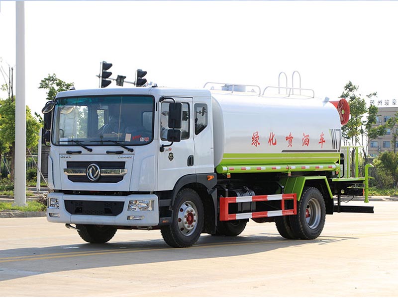 國(guó)六15方東風(fēng)霧炮灑水車(chē)